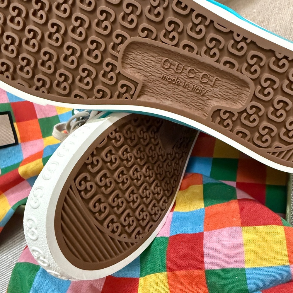 Gucci
Tennis 1977 GG Canvas High-Top Sneaker - Picture 3 of 8